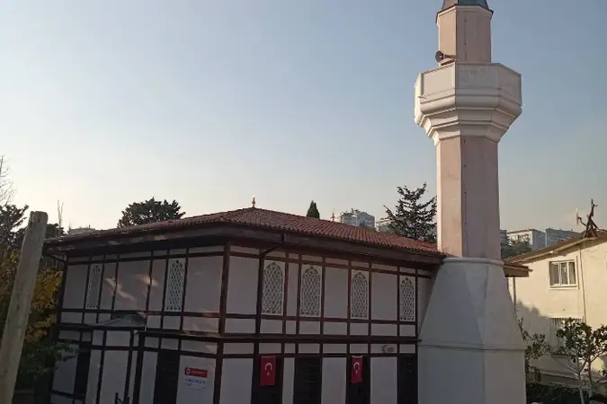 Kuruçeşme Üstü Cami kapak fotoğrafı