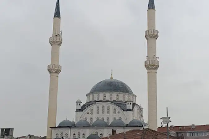 Gümüşsuyu Fetihtepe Cami kapak fotoğrafı