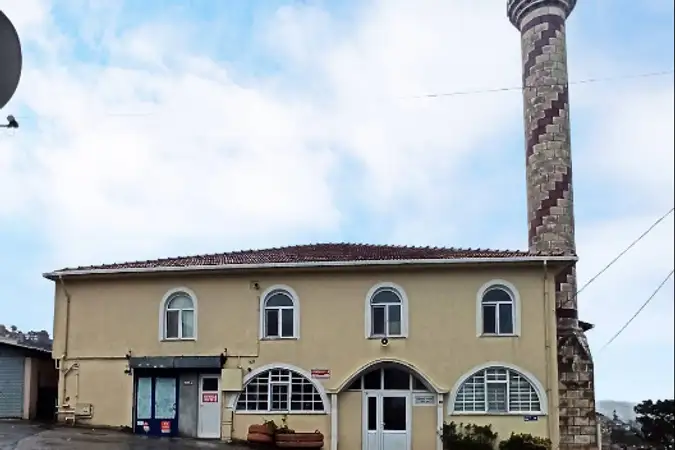 Gümüşsuyu Korubaşı Cami kapak fotoğrafı