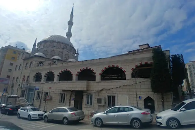 Hz. Ebubekir Cami kapak fotoğrafı