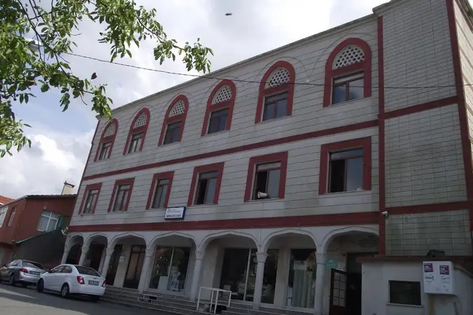Karagözsırtı Cami kapak fotoğrafı