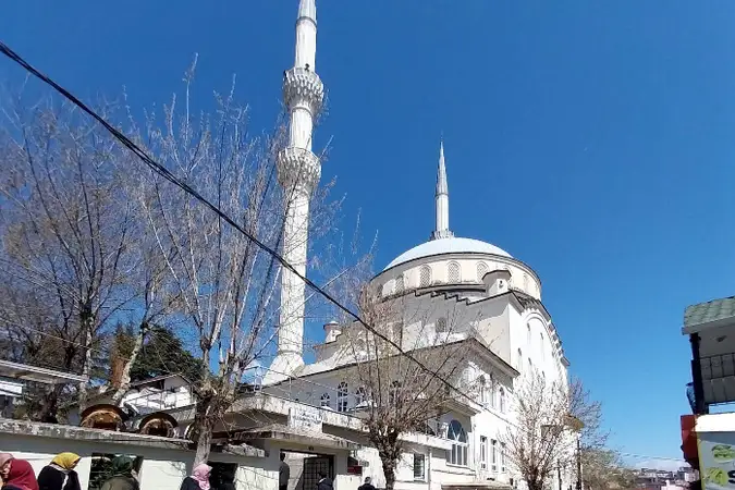 Kavacık Yıldırım Beyazit Cami kapak fotoğrafı