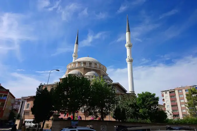 Kaynarca Merkez Cami kapak fotoğrafı