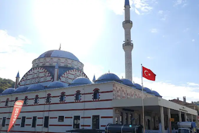 Yavuz Selim Mahallesi Merkez Cami kapak fotoğrafı