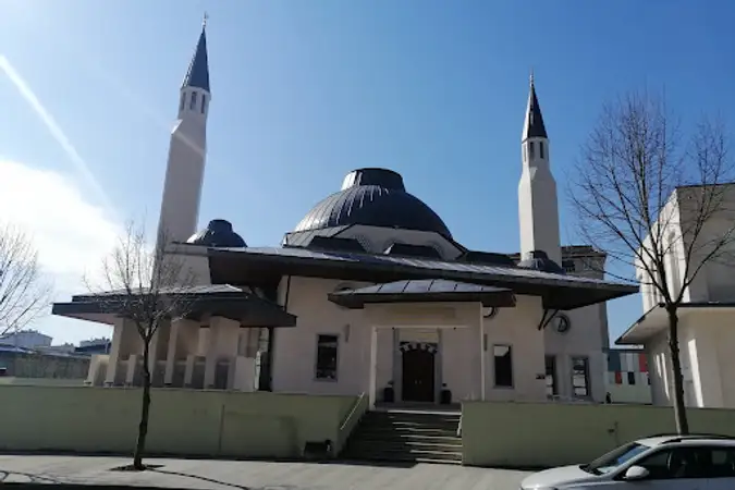 Hacı Naif Akkuş Cami kapak fotoğrafı