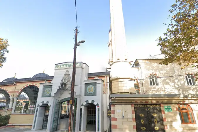 Hz. Halit Cami kapak fotoğrafı