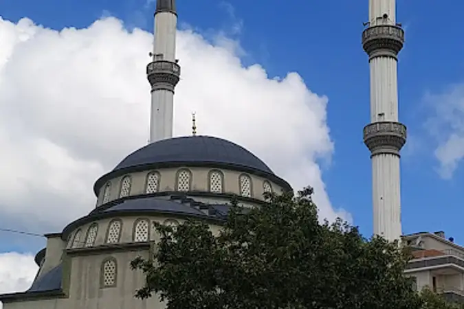 Kavaklı Yeni Cami kapak fotoğrafı