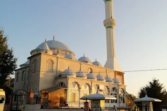Yıldız Cami kapak fotoğrafı