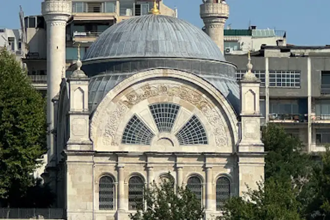 Cihangir Cami kapak fotoğrafı