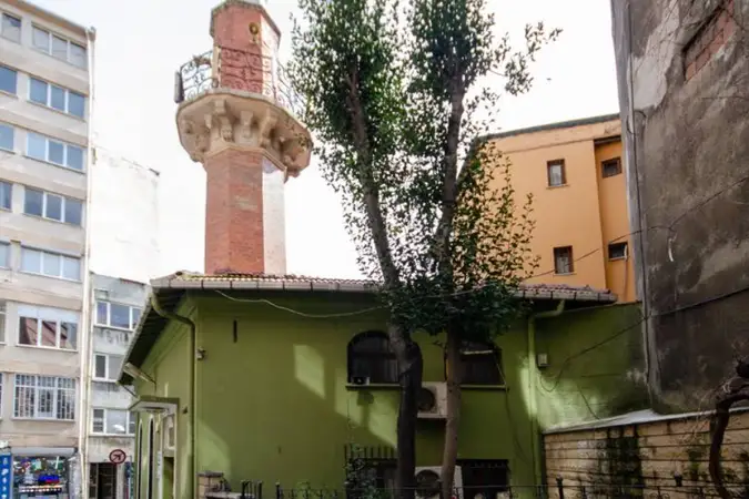 Emekyemez Cami kapak fotoğrafı