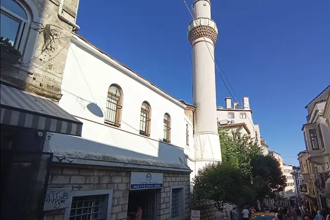 Müeyyetzade Cami kapak fotoğrafı