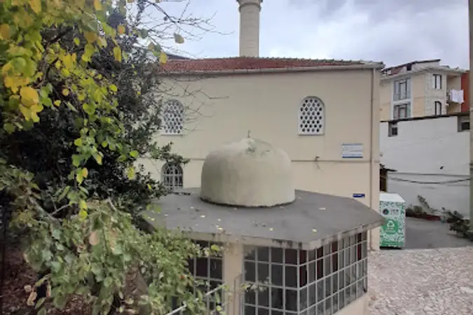 Mumcuzade Cami kapak fotoğrafı