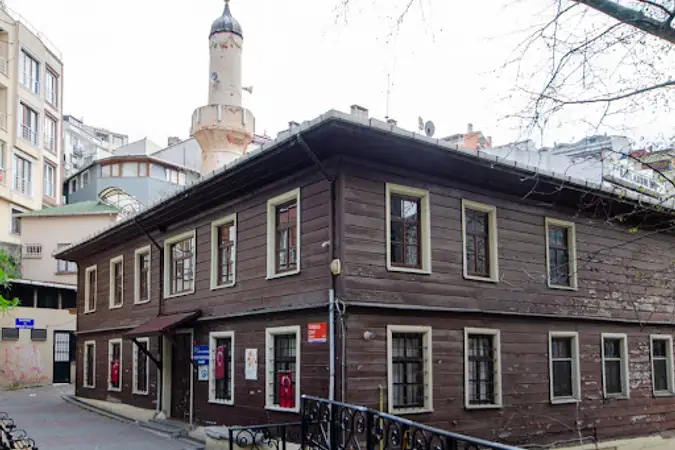 Turşucu Hüseyin Çelebi Cami kapak fotoğrafı