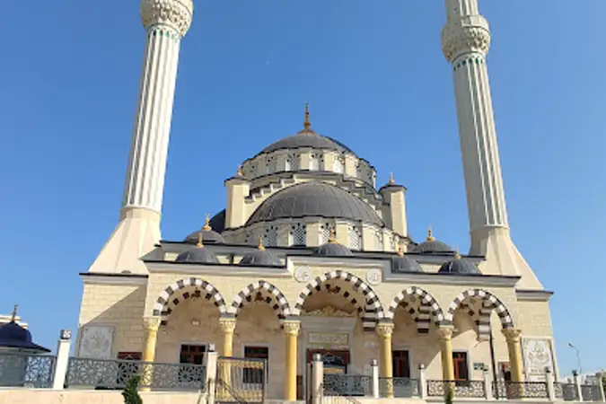 Haci Nadvah Kemalogullari Cami kapak fotoğrafı