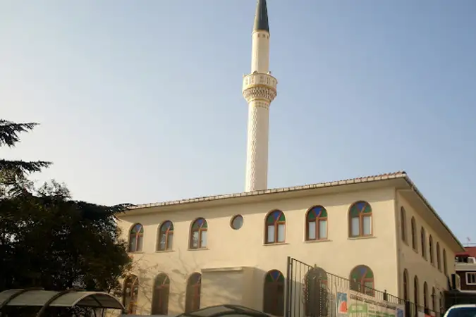 Çekmeköy Cami kapak fotoğrafı