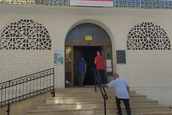 Merkez Alpkaya Cami kapak fotoğrafı