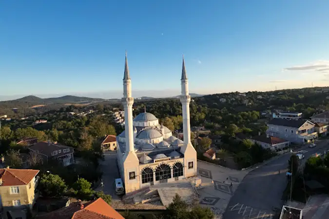 Reşadiye Merkez Cami kapak fotoğrafı