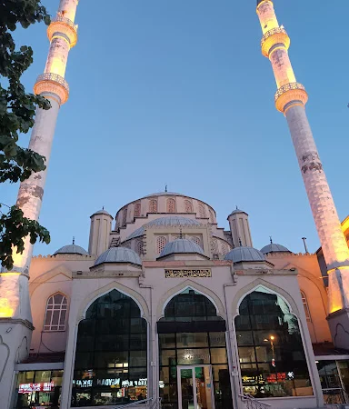 Esenler Merkez Cami kapak fotoğrafı