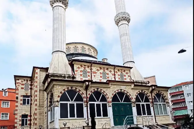 Fatma Hatun Cami kapak fotoğrafı