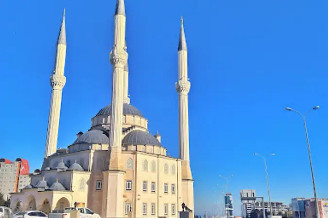İbrahim Mermer Cami kapak fotoğrafı