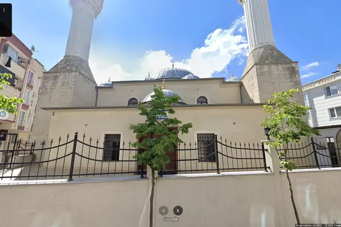 Molla Mahmut Cami kapak fotoğrafı