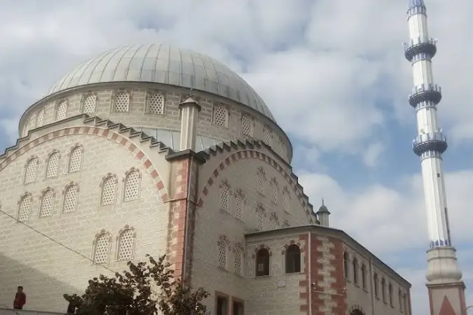 Osmanlı Cami (Ozanlar Cami) kapak fotoğrafı