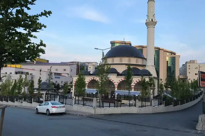Üsküp Cami kapak fotoğrafı