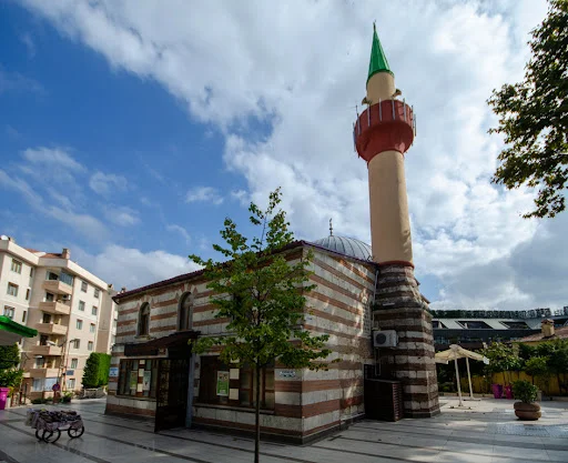 Göktürk Merkez Cami kapak fotoğrafı
