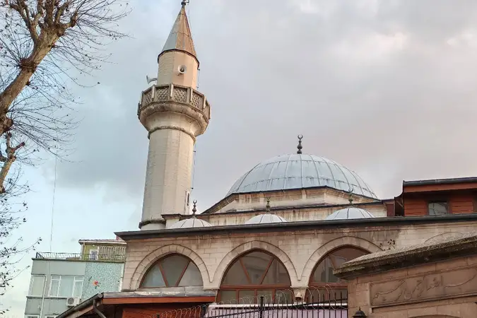 Altay Cami kapak fotoğrafı