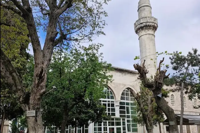Atik İbrahim Paşa Cami kapak fotoğrafı