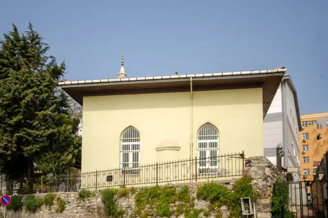 Beyaziti Cedid Cami kapak fotoğrafı