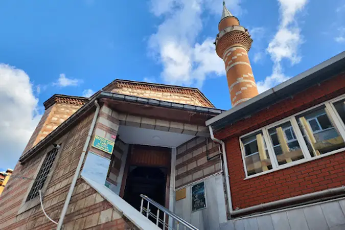 Bezzazi Cedid Cami kapak fotoğrafı