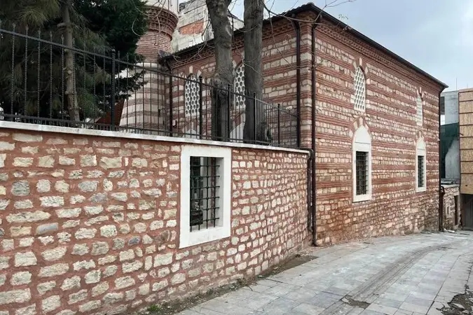 Eminönü Hoca Kasım Günani Cami kapak fotoğrafı