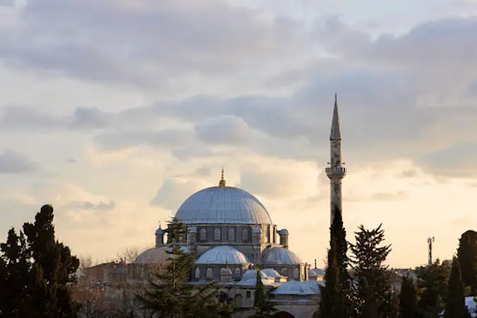 Hekimoğlu Ali Paşa Cami kapak fotoğrafı