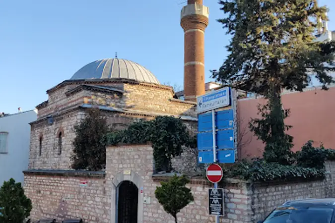 İshak Paşa Cami kapak fotoğrafı