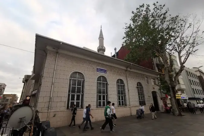 Kaliçeci Hasan Ağa Cami kapak fotoğrafı