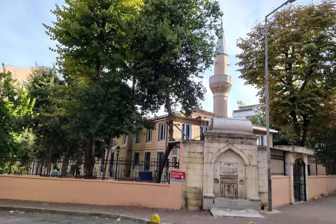 Mihrişah Hacı Kadın Cami kapak fotoğrafı