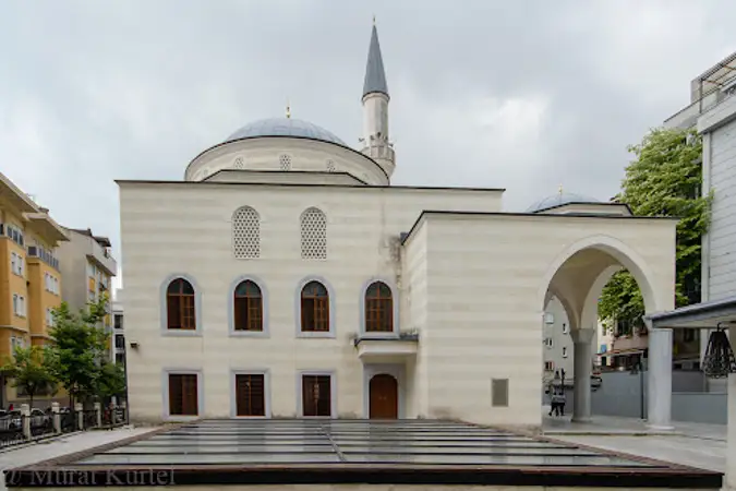 Parmakkapı Kadı Asker Mehmet Efendi Cami kapak fotoğrafı