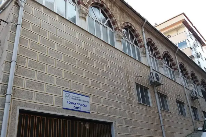 Bosna Sancak Cami kapak fotoğrafı