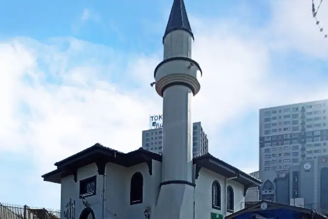 Mehmet Zahid Kotku Cami kapak fotoğrafı