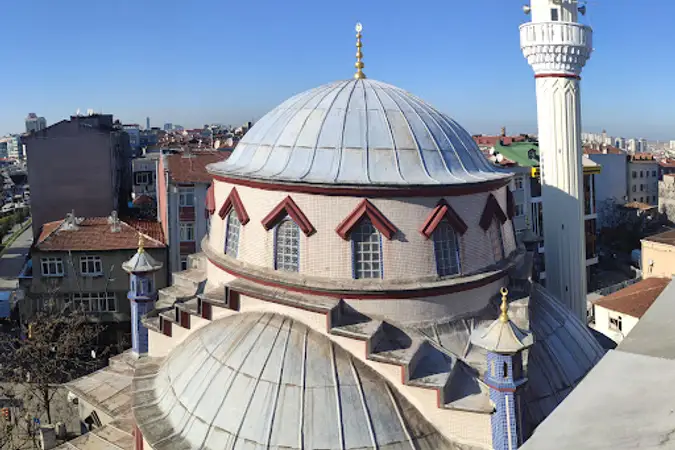 Sarıgöl Cami kapak fotoğrafı