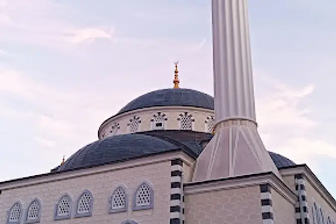 Mehmet Akif Cami kapak fotoğrafı