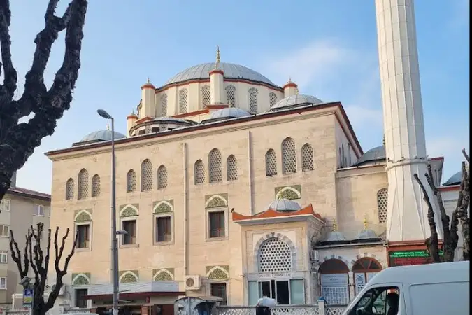 Merter Veysel Karani Cami kapak fotoğrafı