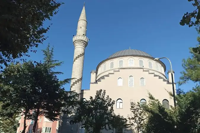 Ahmet Süt Cami kapak fotoğrafı