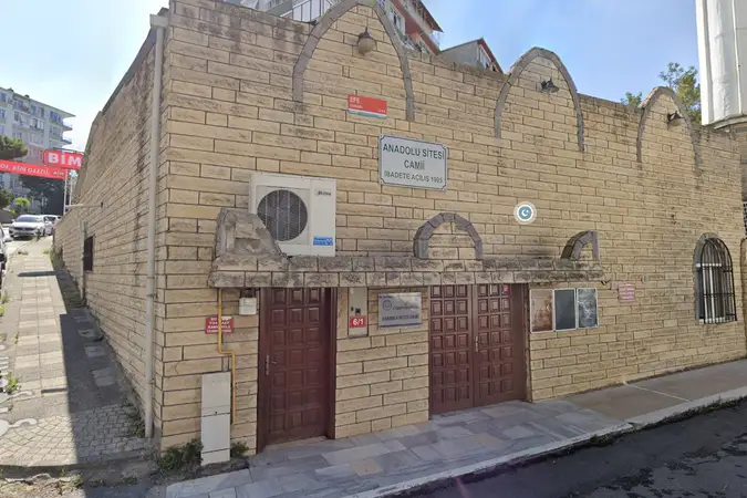 Anadolu Sitesi Cami kapak fotoğrafı