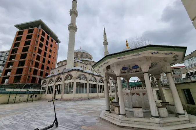 Emin Ali Paşa Cami kapak fotoğrafı