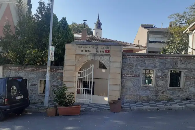 İbrahimağa Cami kapak fotoğrafı