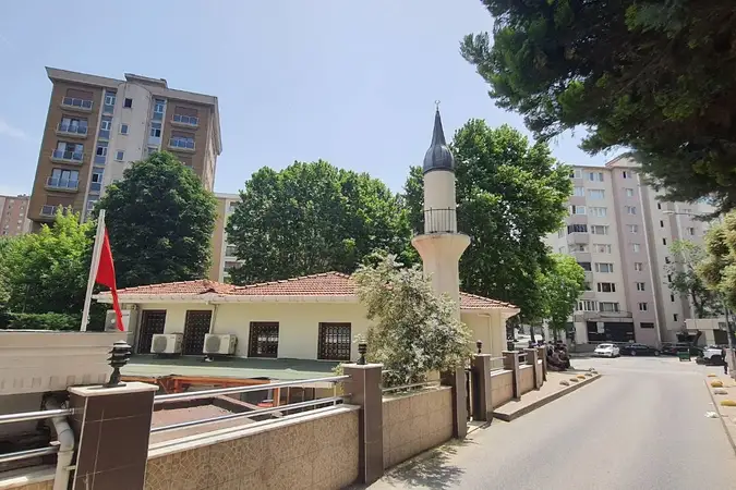 Merdivenköy Mihrimah Sultan Cami kapak fotoğrafı