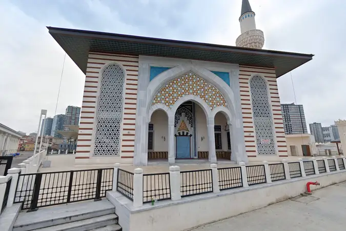 Prof. Dr. Osman Özturk İncirli Bostan Cami kapak fotoğrafı