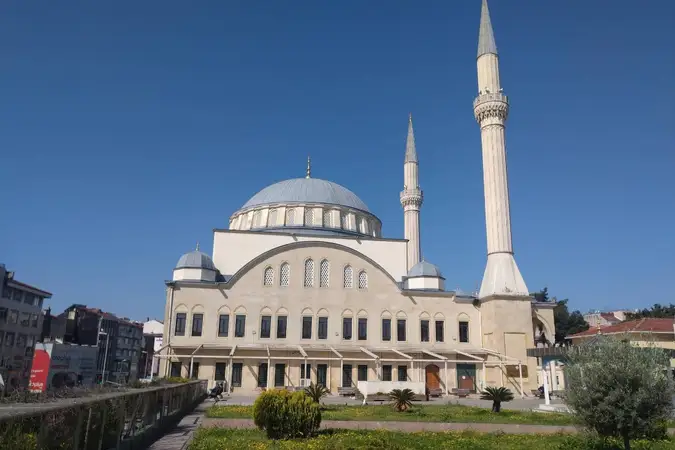 Söğütlü Çeşme Cami kapak fotoğrafı